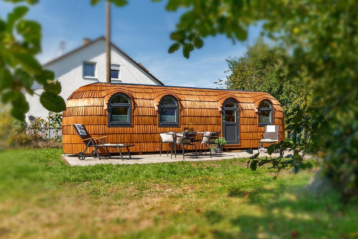 Auszeitgarten - Urlaub Im Tinyhaus Im Herzen Von Oberschwaben Aulendorf Eksteriør bilde